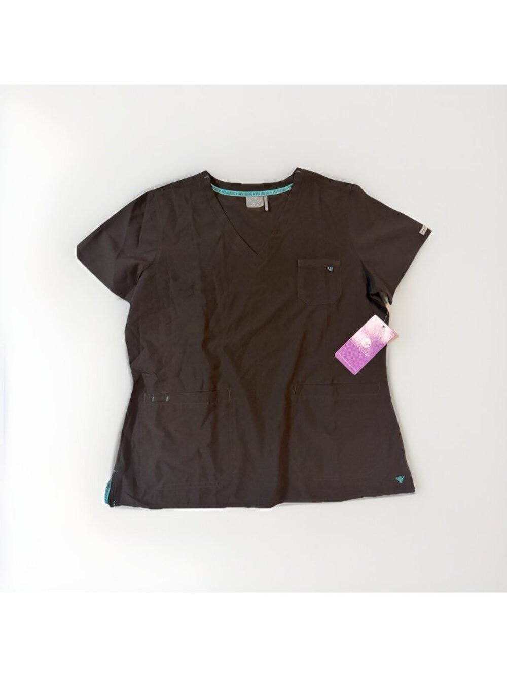 MED COUTURE Stretchy Women’s Multi Pocket Scrub Top -XL - Chocolate Brown